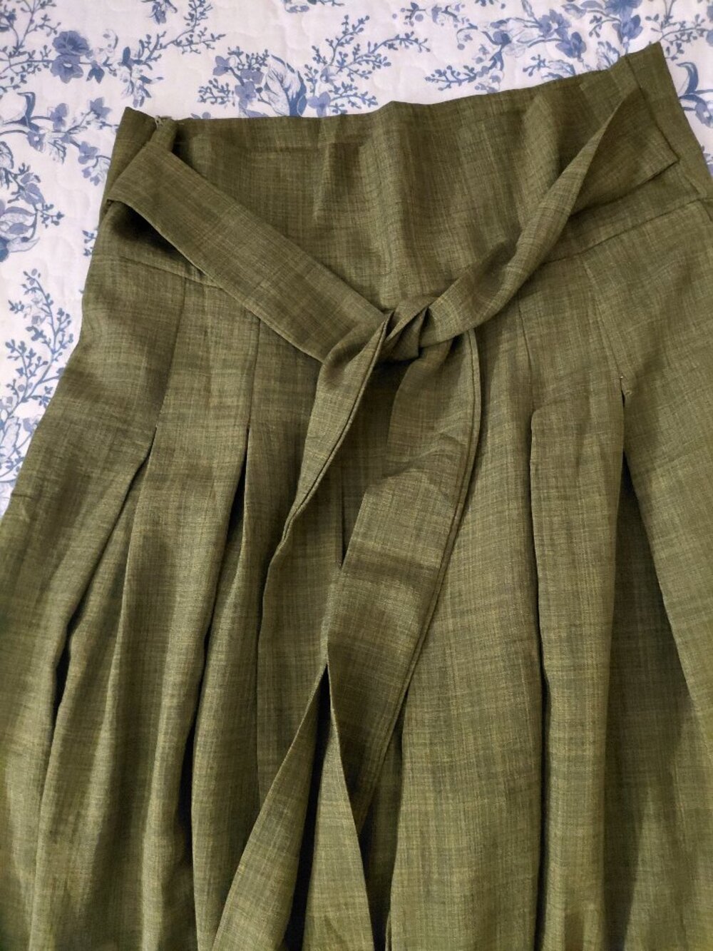 Greens wide leg pants (Brand New, Never Worn)